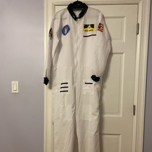 astronaut costume